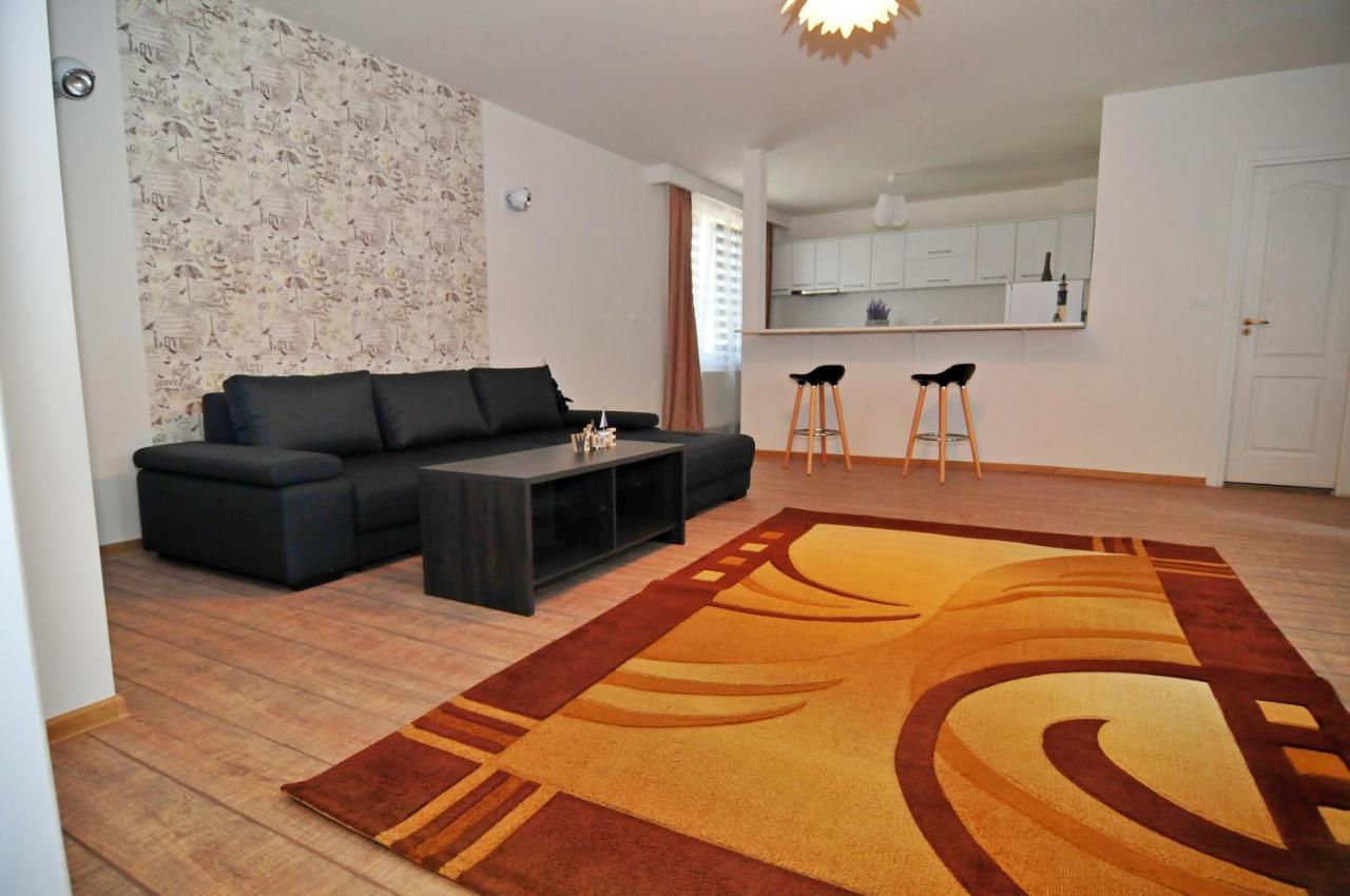 Apartament 6 Central Apartment Targu Mures Ngoại thất bức ảnh