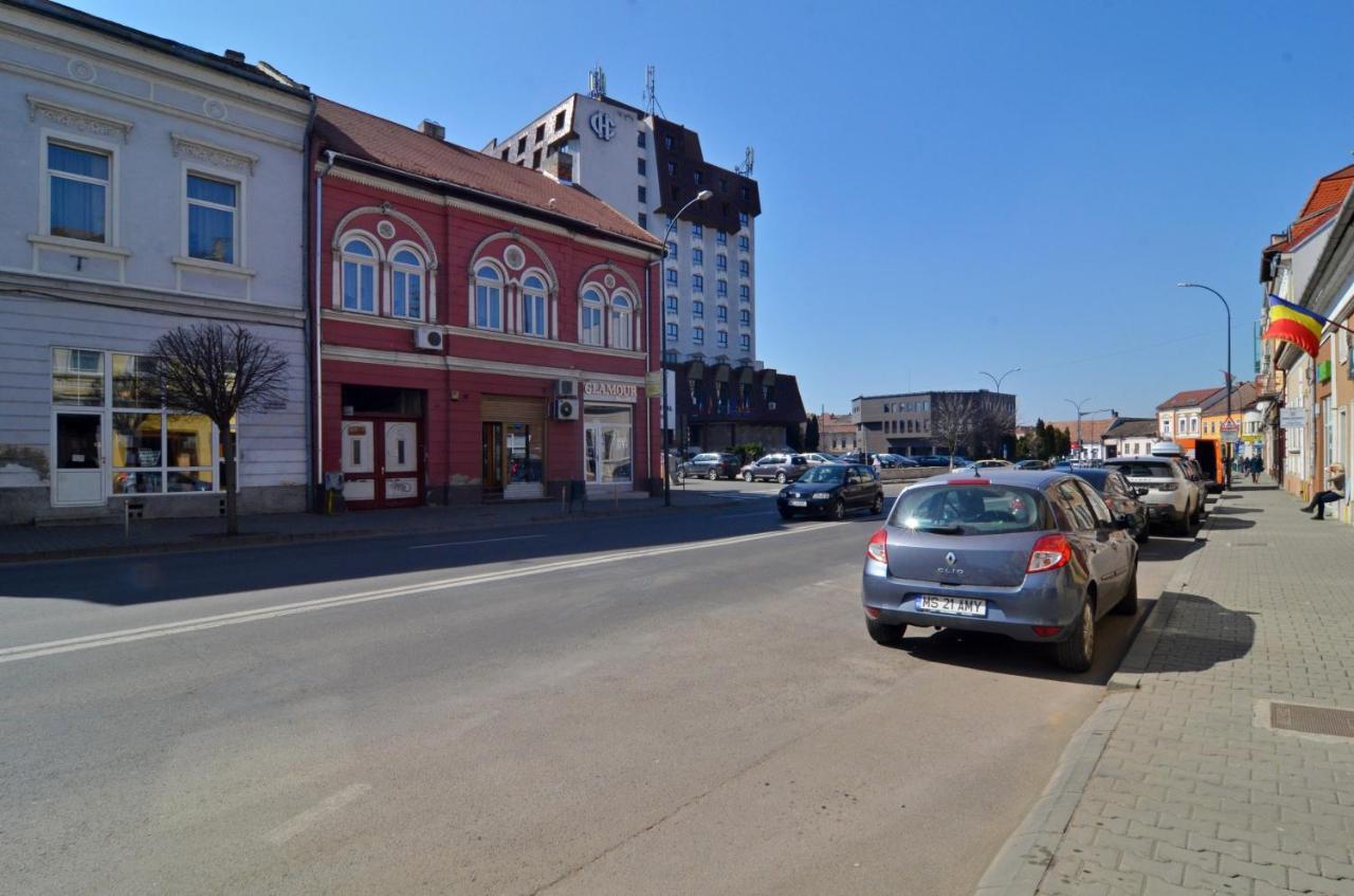 Apartament 6 Central Apartment Targu Mures Ngoại thất bức ảnh